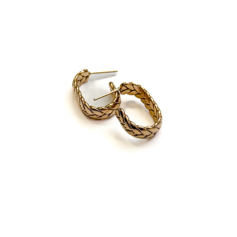 BRAIDED OVAL HOOP EARRINGS - WATERPROOF