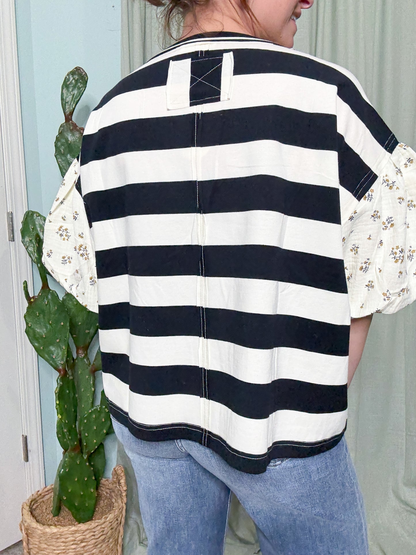 Opposites Attract Stripe & Floral Puff Sleeve Cotton Blend Blouse