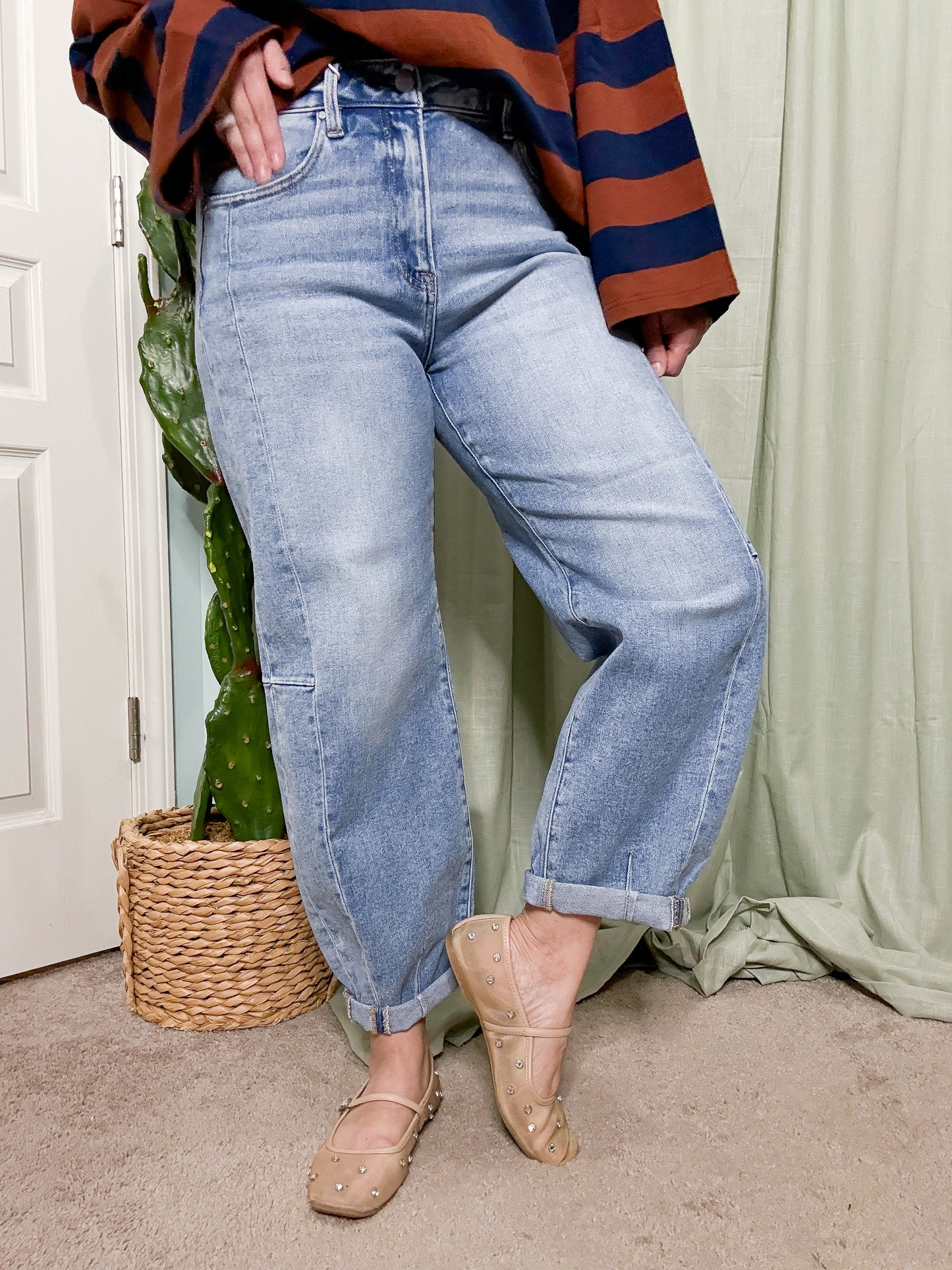 RISEN Denim Mid Rise Light Wash Barrel Jeans