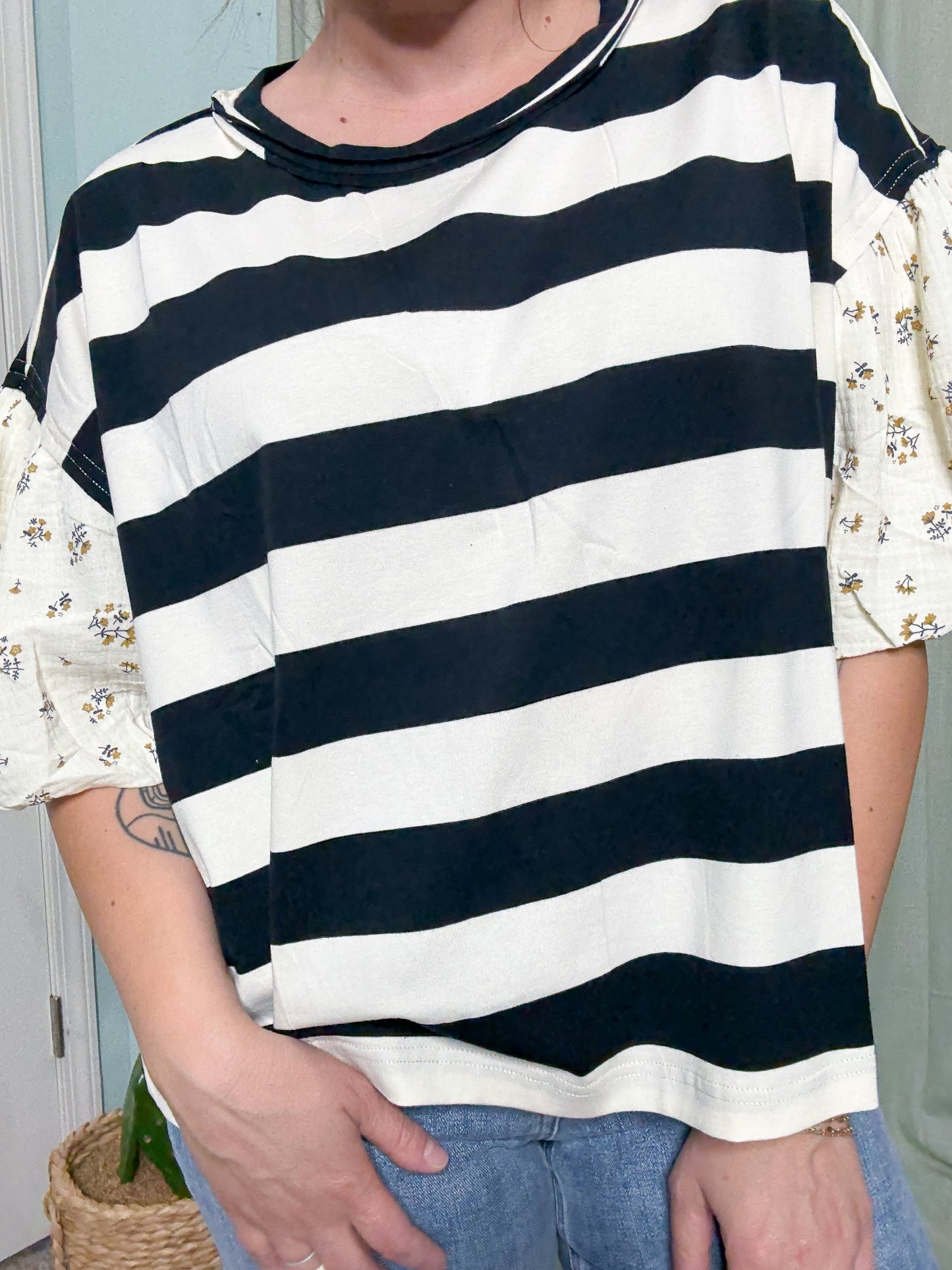 Opposites Attract Stripe & Floral Puff Sleeve Cotton Blend Blouse
