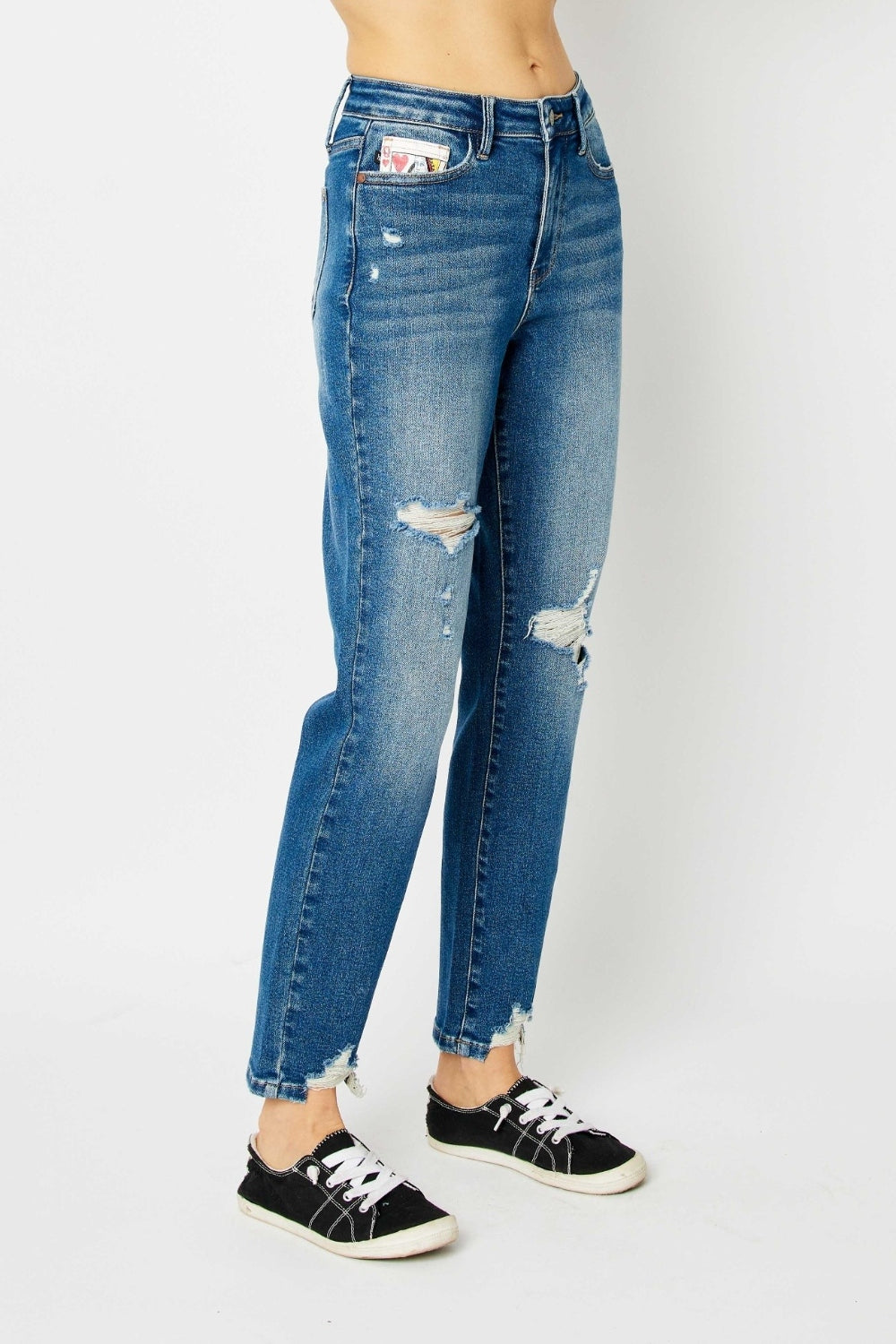 Judy Blue Las Vegas Queen Of Hearts Coin Pocket Boyfriend Jeans