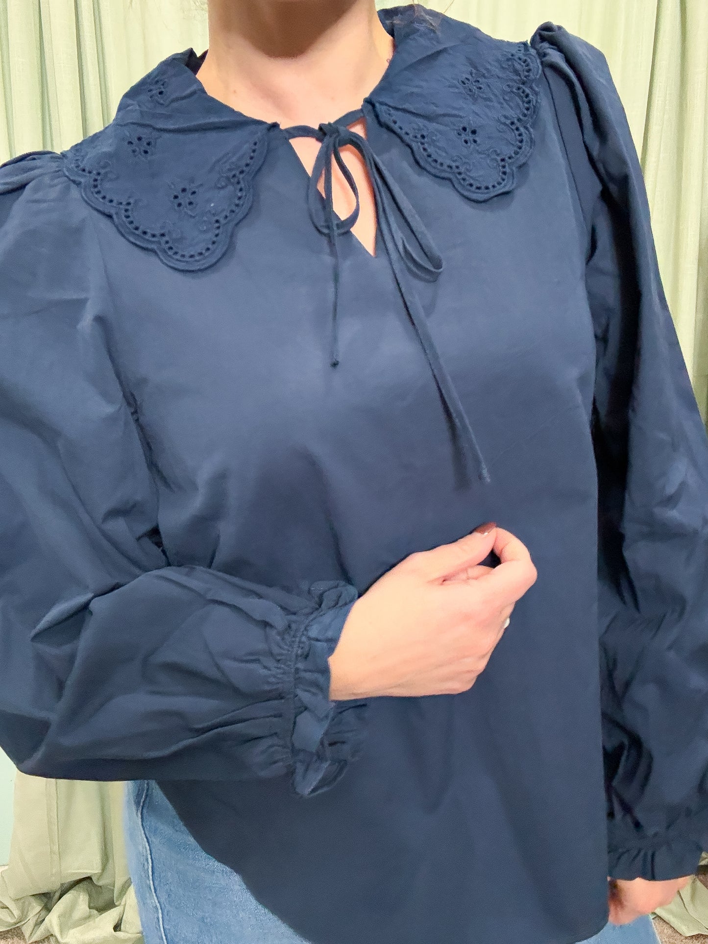 Silent Night Lace Collar Cotton Long Sleeve Blouse