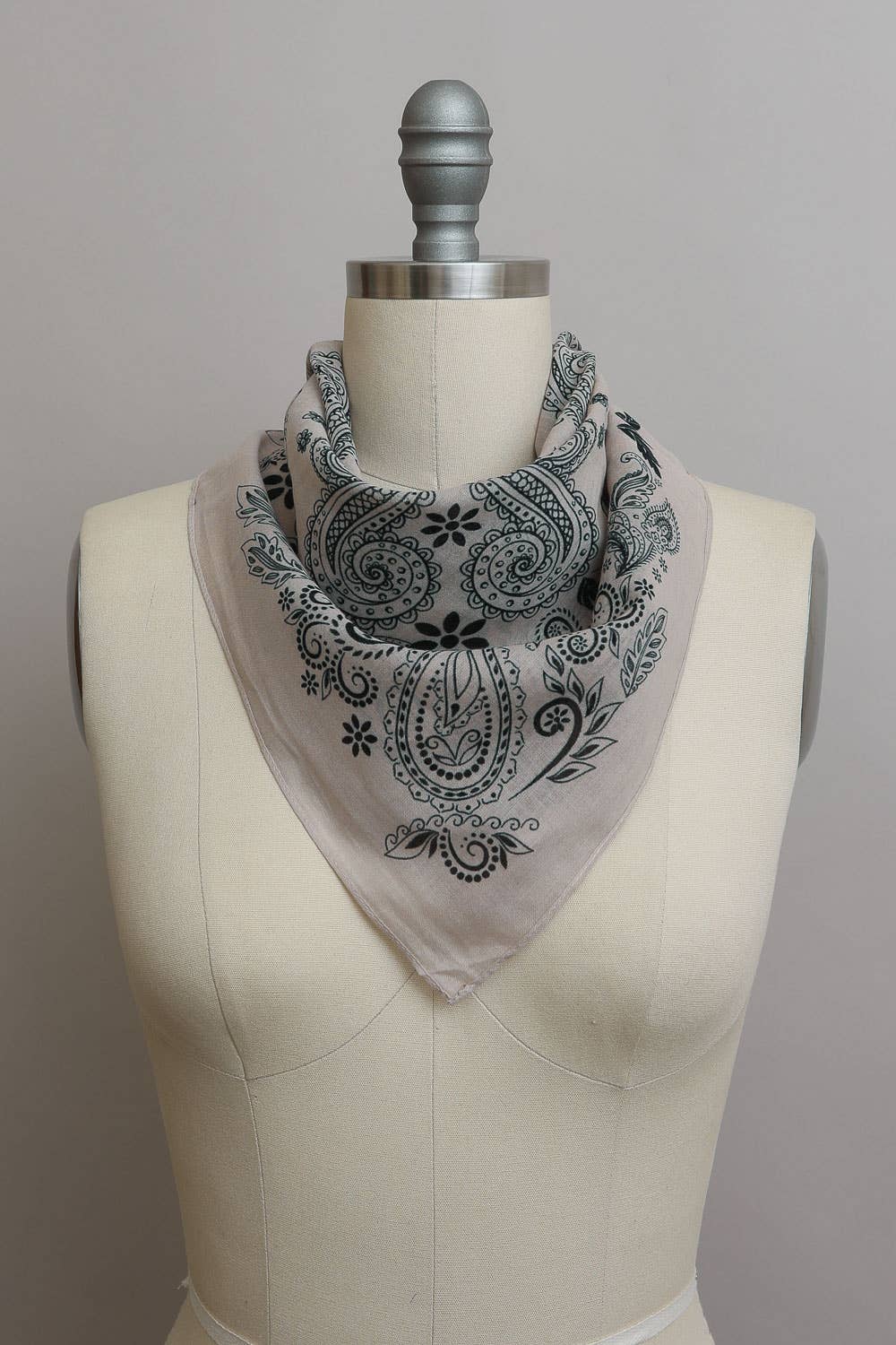 100% Cotton Paisley Print Bandanas