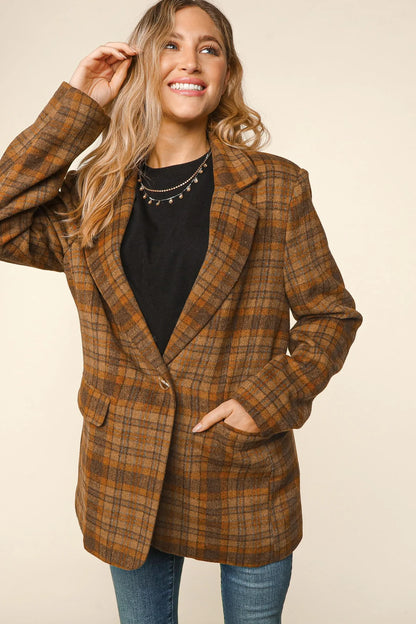Bedford Plaid Collar & Lapel Button Down Blazer