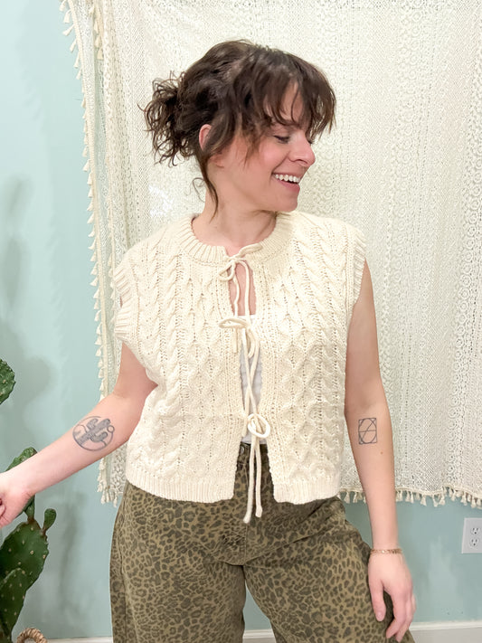 Devyn Tie Front Sweater Vest in Cream