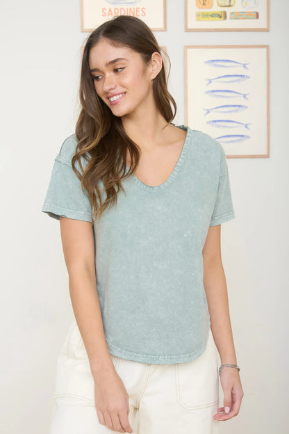 Scoop Neck Everyday Tee 100% Cotton Mineral Wash