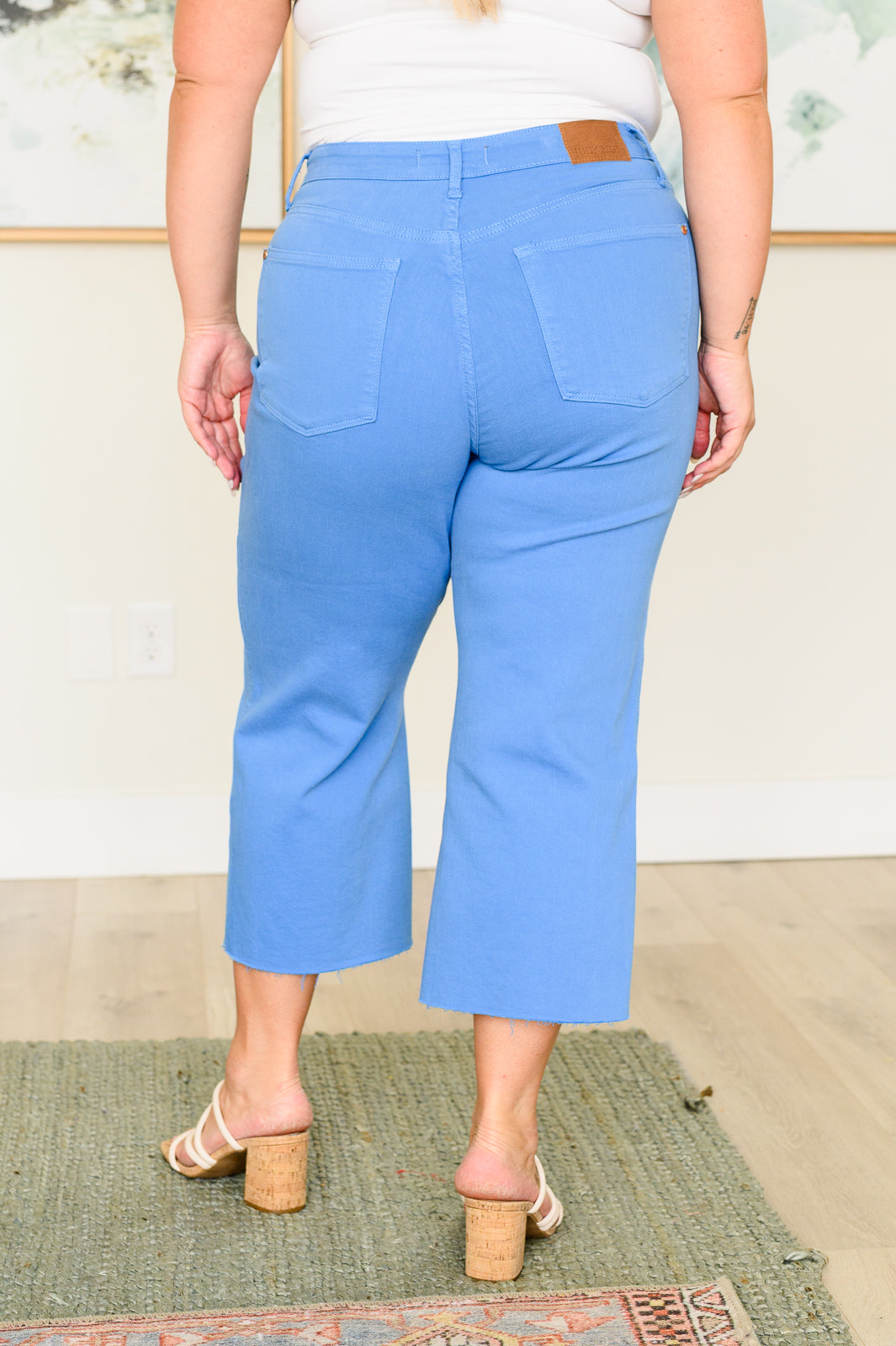 Judy Blue Lisa High Rise Tummy Control Top Wide Leg Crop Jeans in Sky Blue