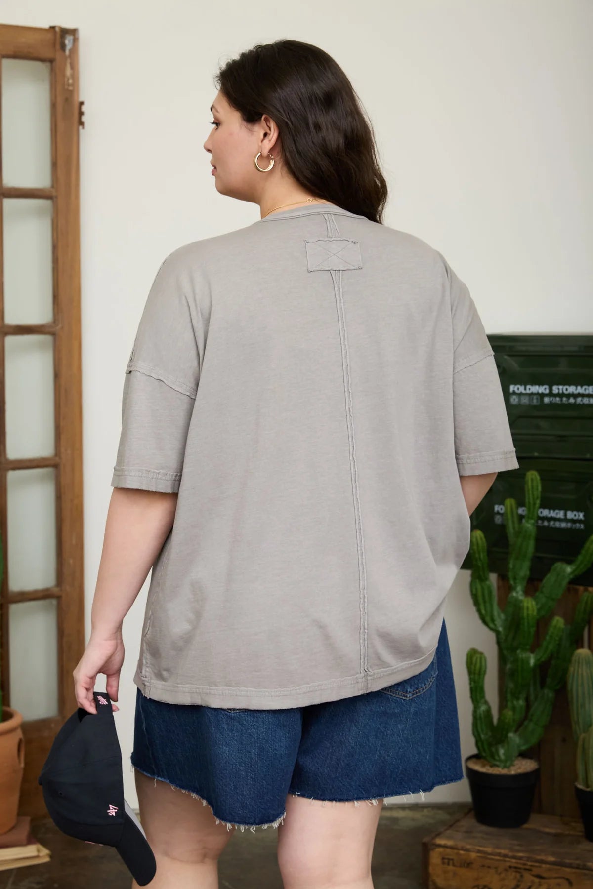 Essentials 100% Cotton Washed Oversized Tee with Exposed Seam *2 Colors*