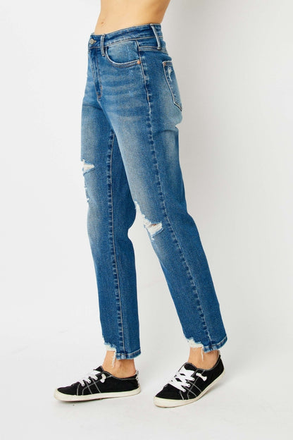 Judy Blue Las Vegas Queen Of Hearts Coin Pocket Boyfriend Jeans