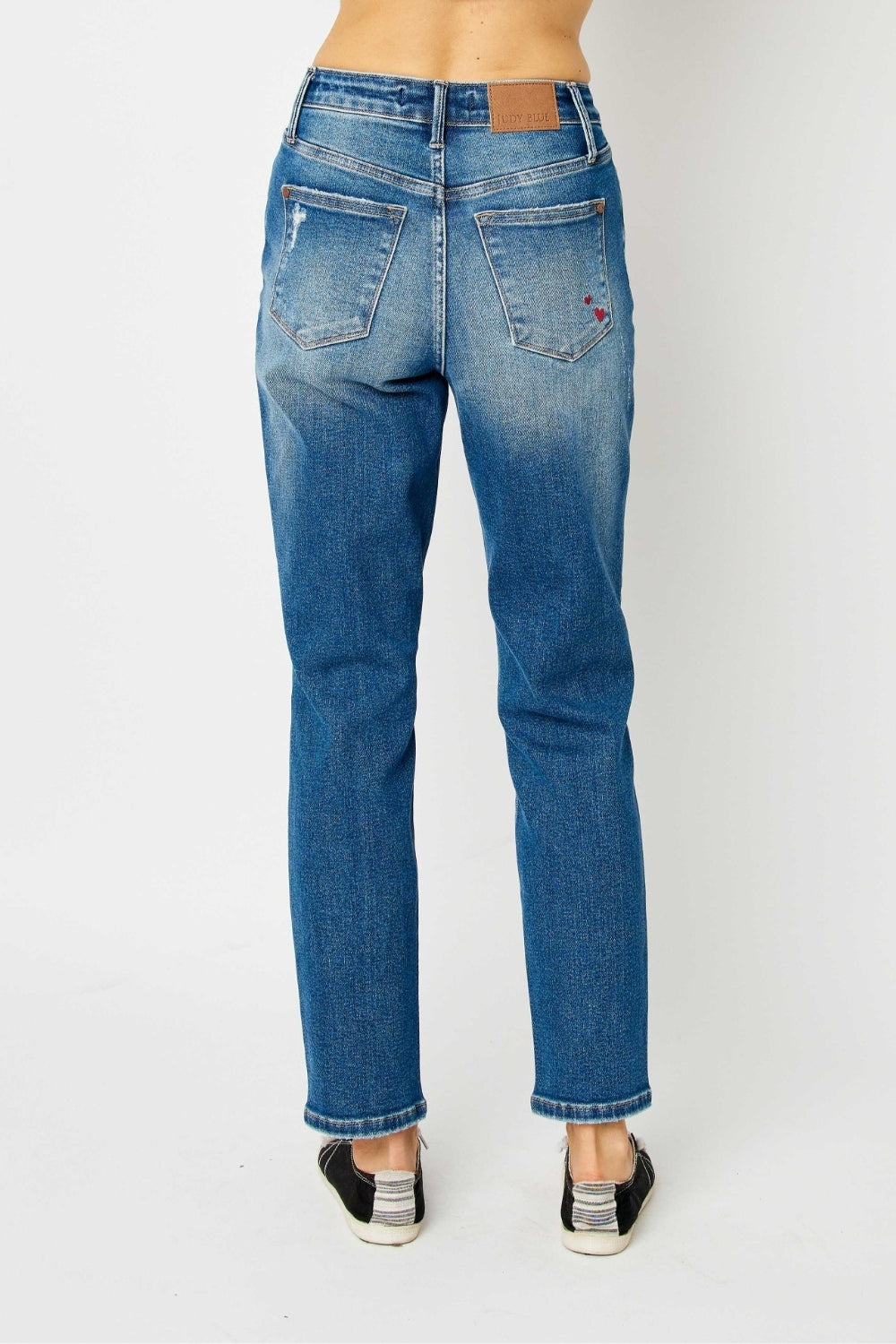 Judy Blue Las Vegas Queen Of Hearts Coin Pocket Boyfriend Jeans